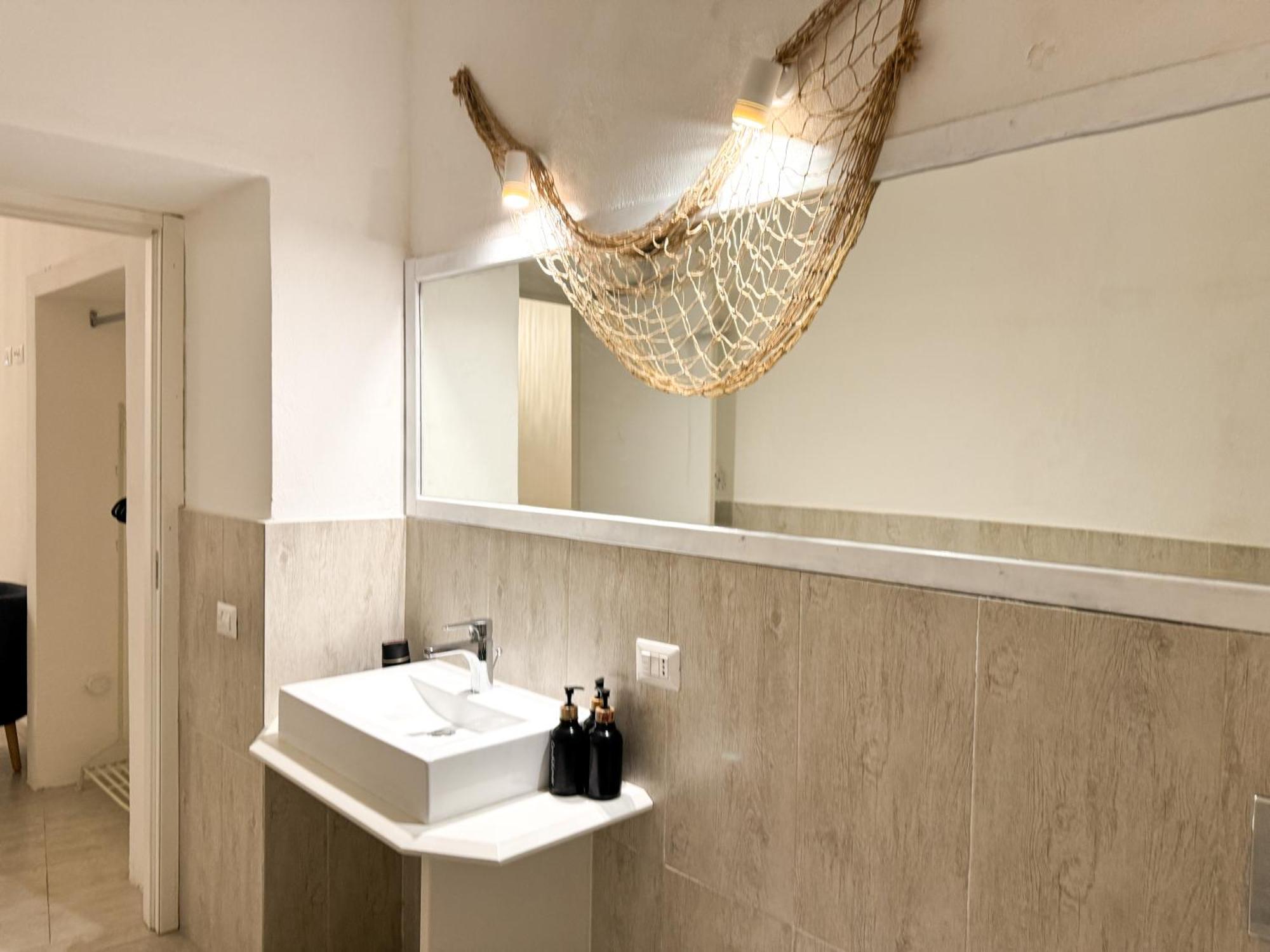 Bacans - Vico Collegio At Marina Apartment Cagliari Ngoại thất bức ảnh